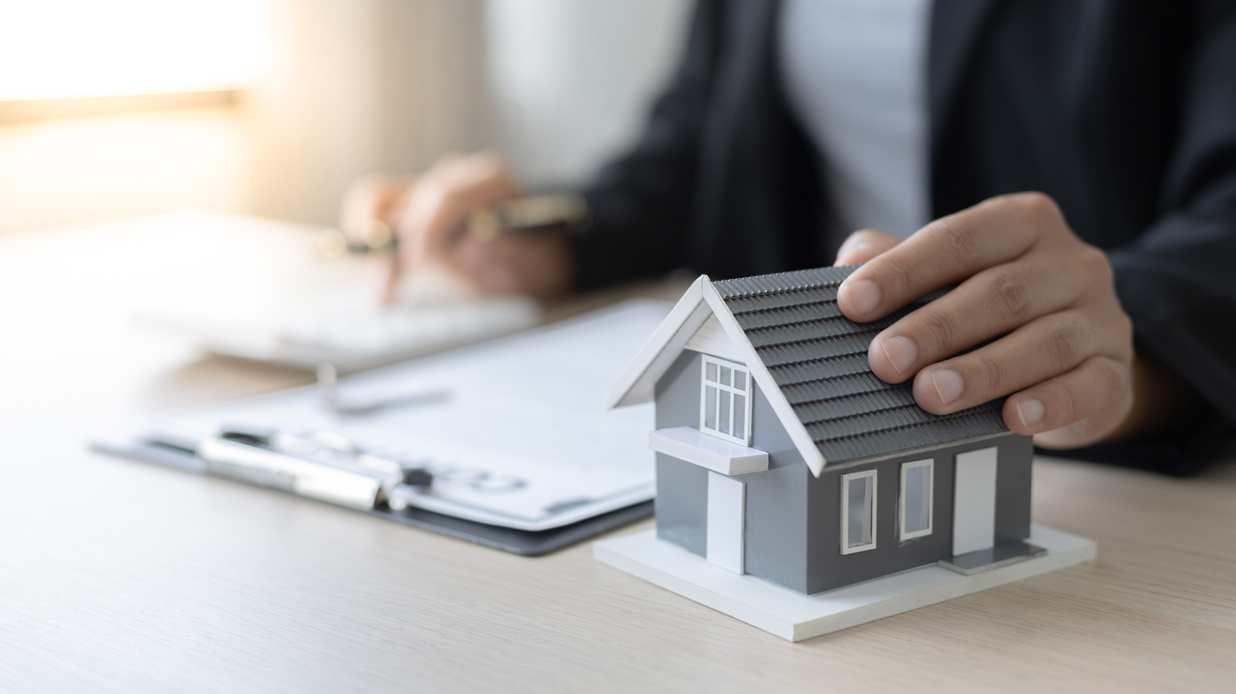 Buying and selling a house