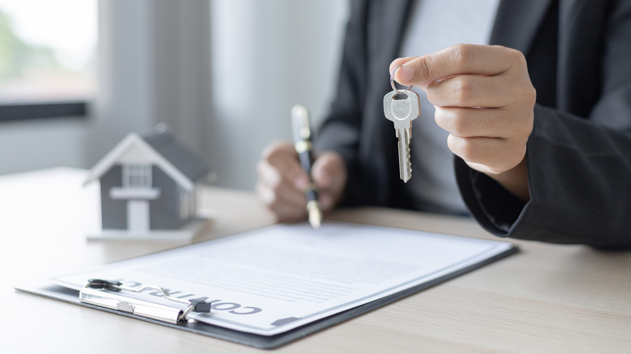 Buying and selling a house